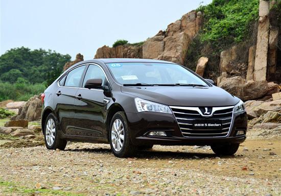 补贴新政策未定 杭州新能源车展遇冷-行业新闻